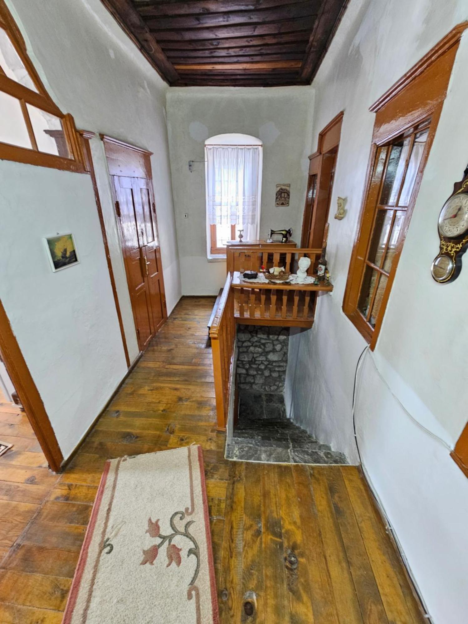 Guest House Panorama Berat Exterior photo