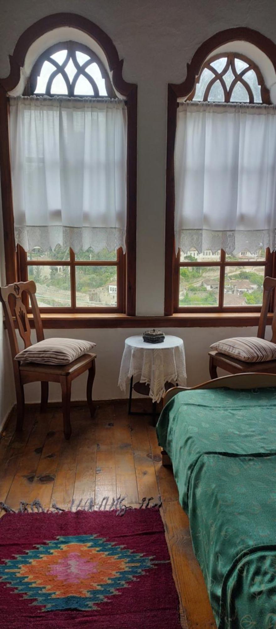 Guest House Panorama Berat Exterior photo