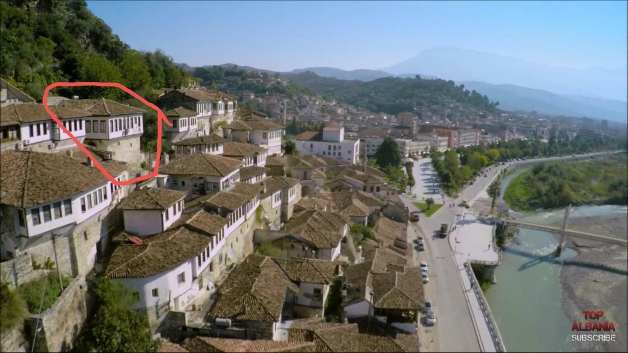 Guest House Panorama Berat Exterior photo